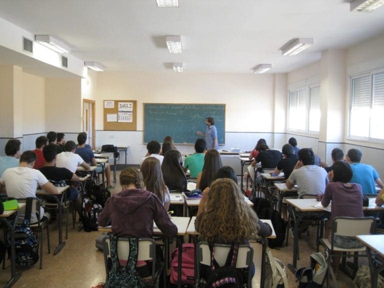 Educación propone que todos los alumnos de ESO tengan cuatro horas semanales de Matemáticas