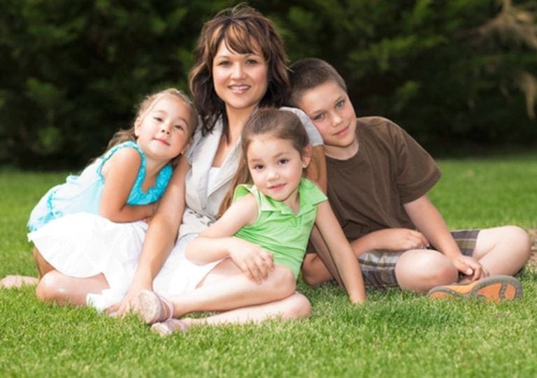 Torrent abre la convocatoria de ayudas para familias monoparentales 2024