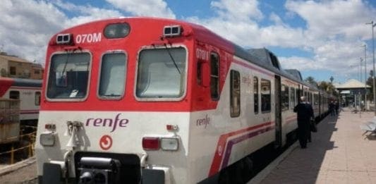 Tren de Cercanías Castellón