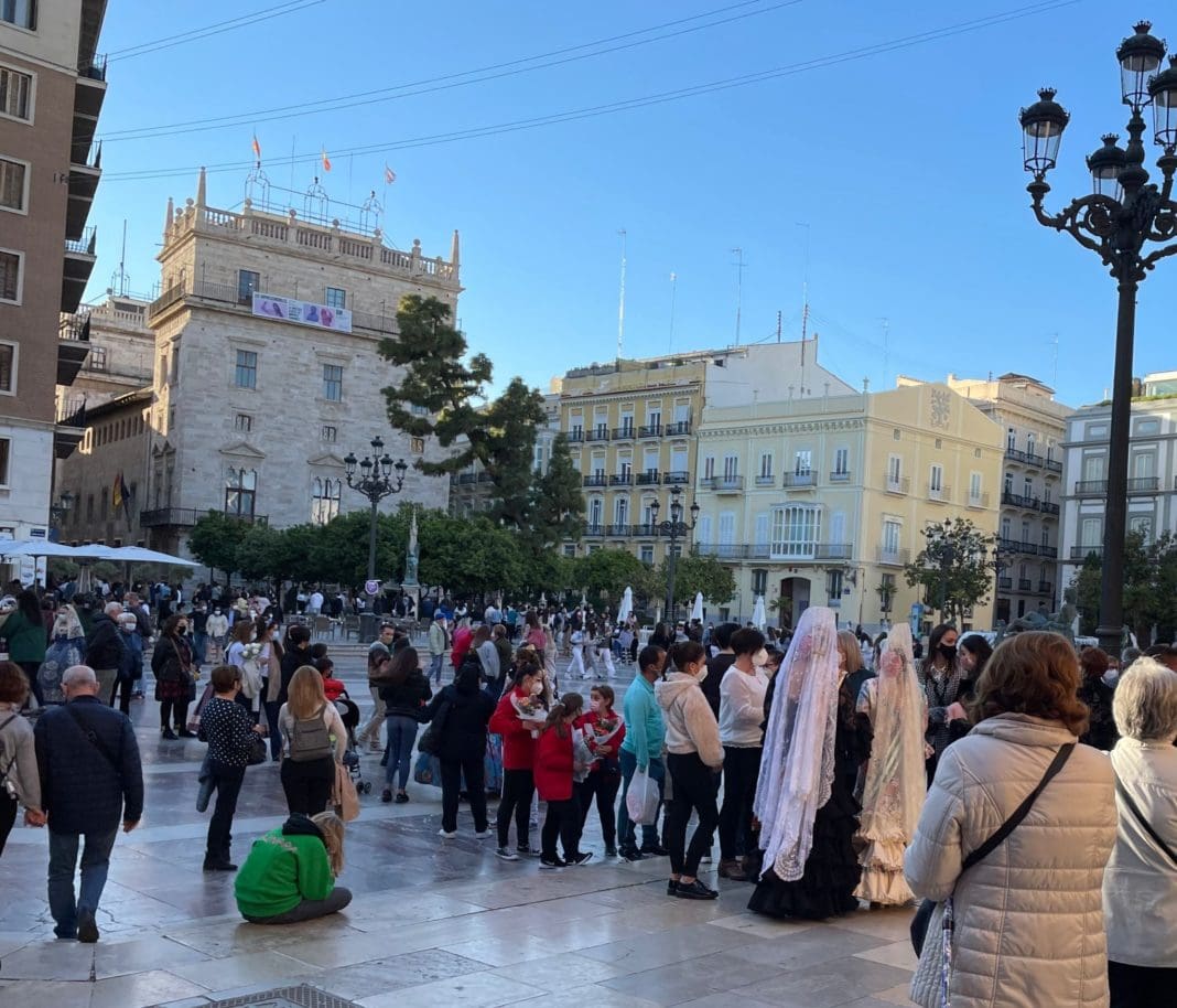 colas virgen valencianas