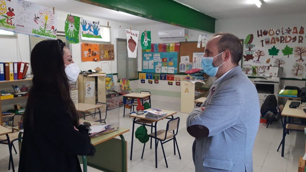 Ramiro Rivera en el Colegio Benissuera