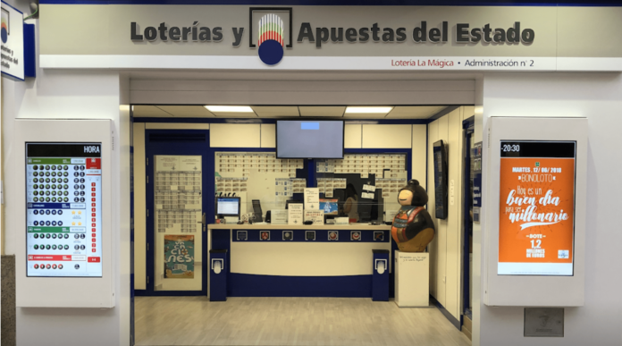 Administración de Loterías número nº 2 de Mislata, situada en la calle Poeta Miguel Hernández, 9