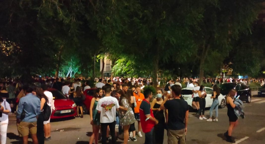 Botellón en la ciudad de València