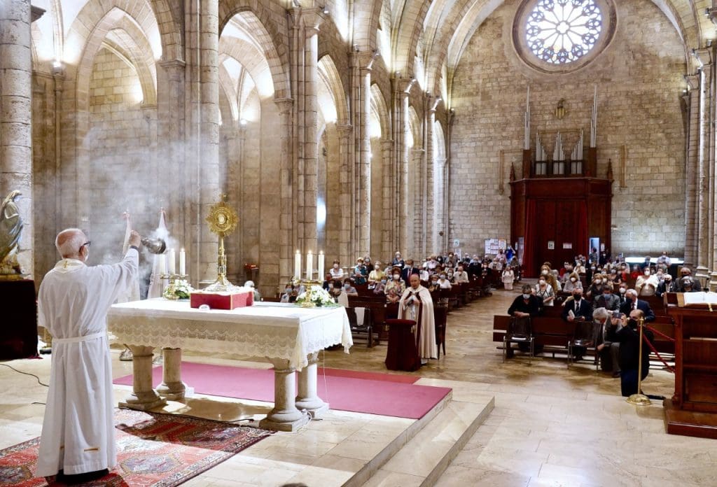 El Arzobispo presidirá la Misa del Corpus Christi en la Catedral de ...