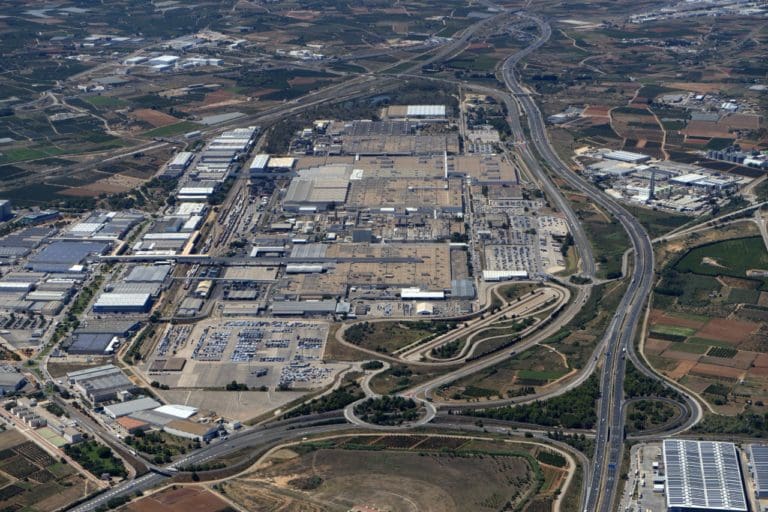 La industria auxiliar valora ‘positivamente’ el nuevo modelo para Ford Almussafes pero pide concretar plazos