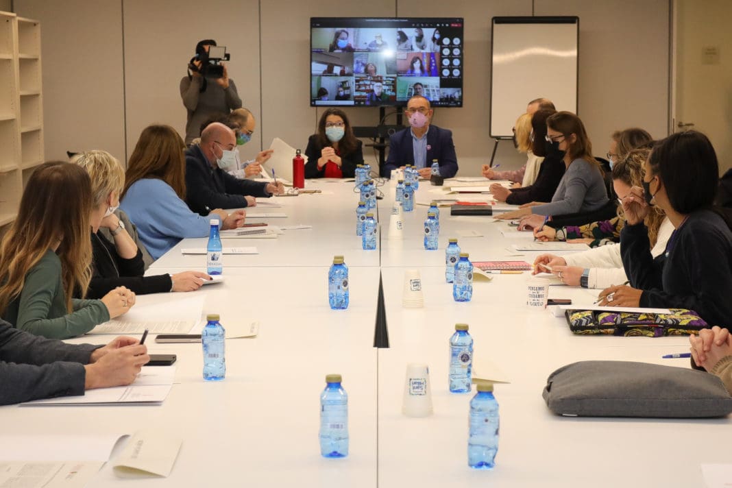 Reunión de la comisión de Refugiados