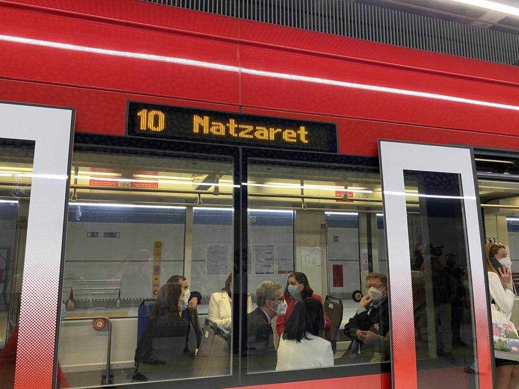 Línea 10: 15 años para un trayecto de 16 minutos en tranvía ...
