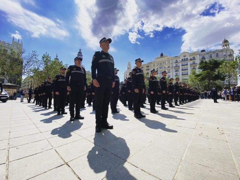 Compromís critica que Catalá incumpla su ‘promesa’ de incorporar más de 200 policías locales para verano