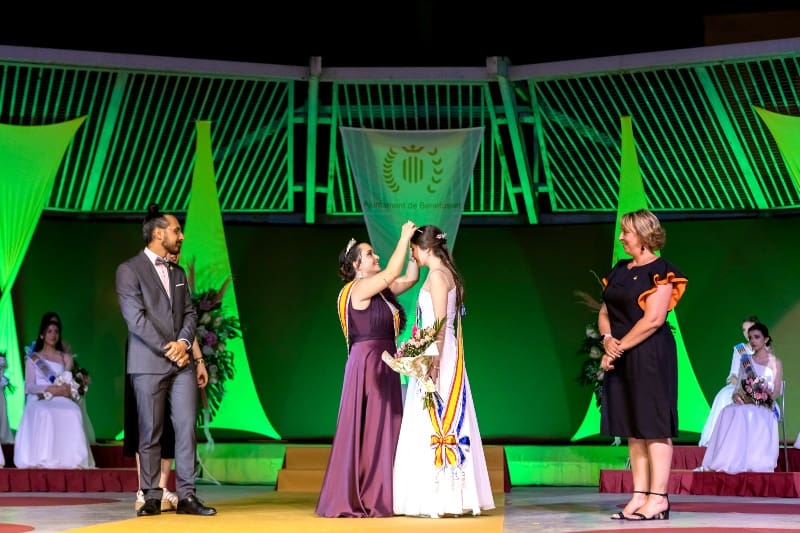 Coronación de la Festera Mayor de Benetússer 2022