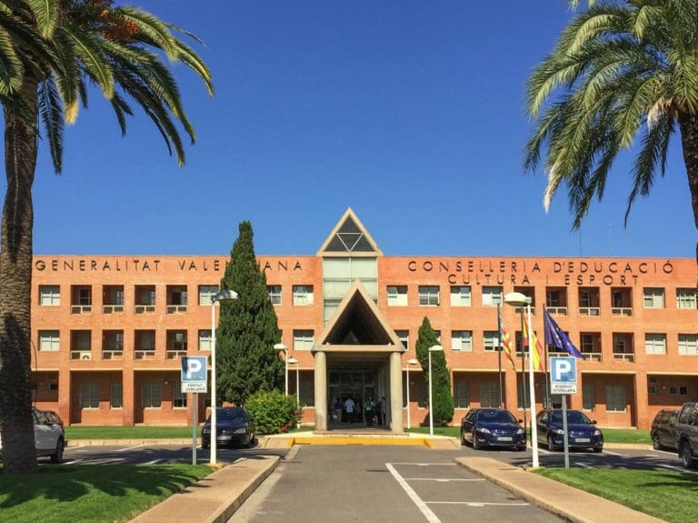 Educación denuncia que obras de Edificant firmadas por el Botànic en funciones no tenían la conformidad de Intervención