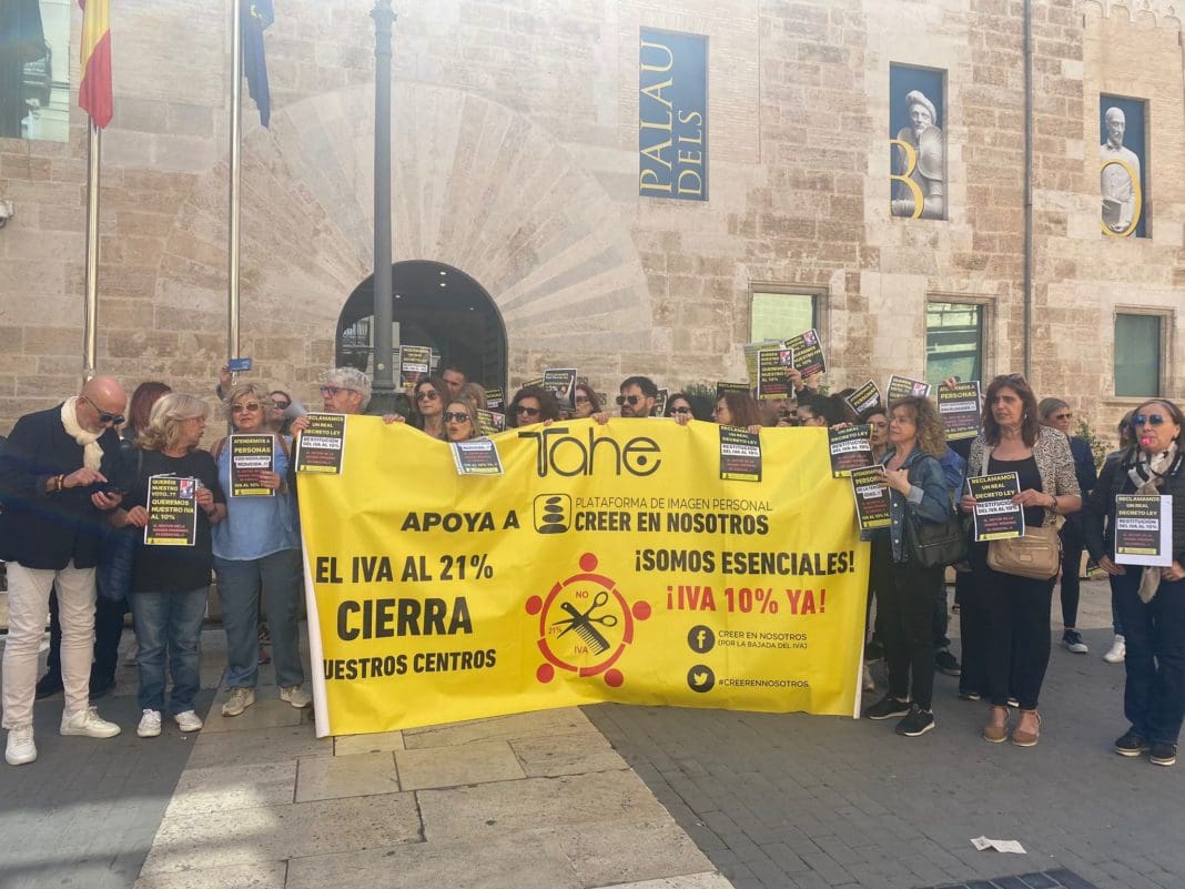 Manifestación peluqueros y esteticistas/ VSM