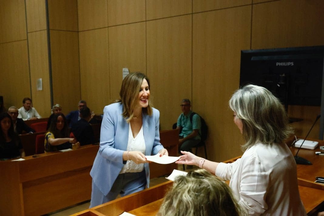 Entrega credenciales Partido Popular Ayuntamiento/ PP