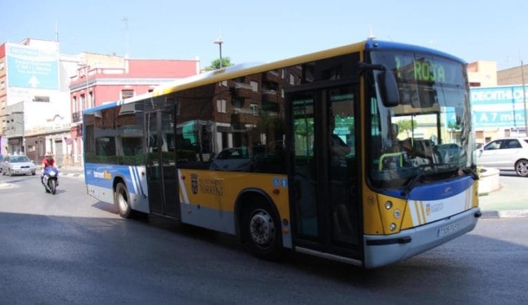 Aprueban la reducción de hasta un 50% en los títulos de TorrentBus hasta 2025