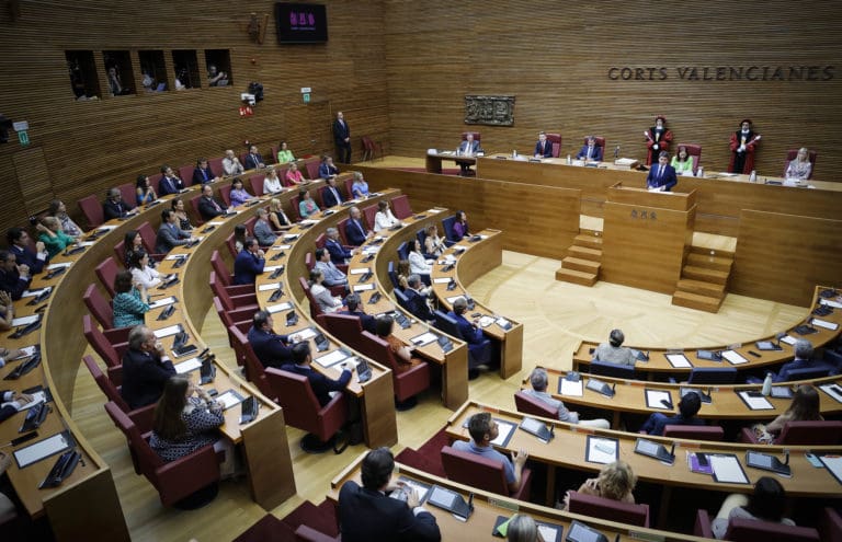 PSPV afea a Mazón que acuda al Senado a ‘agitar fantasmas del pasado que ya no existen’ y Compromís lamenta el ‘paripé’