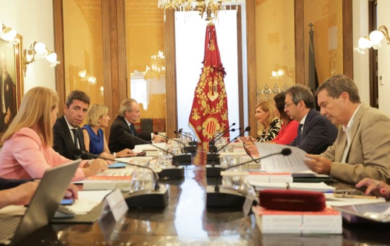 El Consell aprueba una declaración institucional para mostrar su solidaridad con los pueblos marroquí y libio