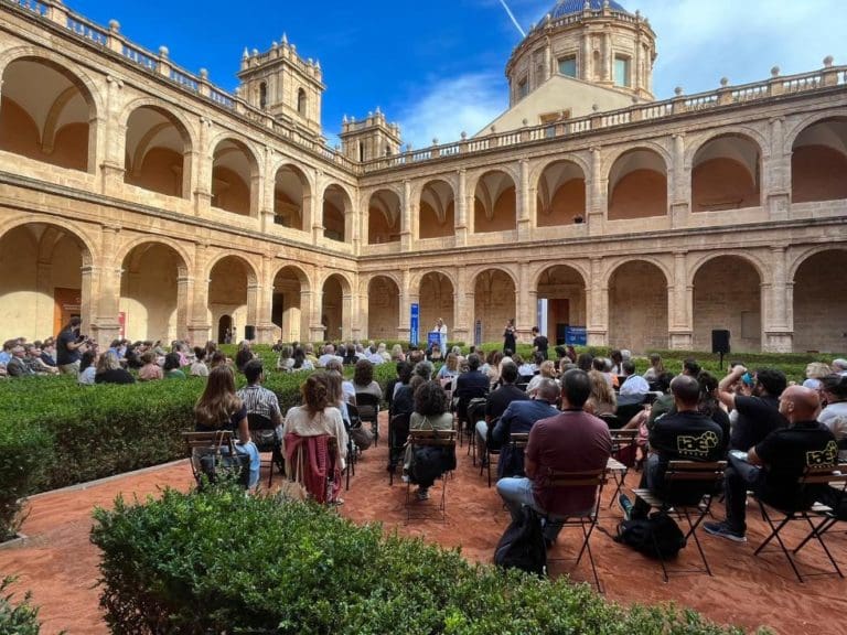La nueva Ley del Voluntariado de la Comunitat reconocerá los derechos de las personas voluntarias