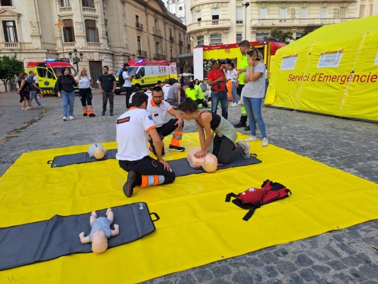 Los equipos médicos del SAMU reaniman a 1.419 pacientes en parada cardíaca durante este año