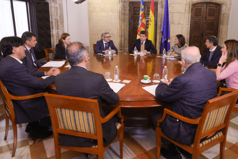 Organizaciones agrarias y empresariado cifran en 2.200 millones las obras hídricas pendientes en la Comunitat