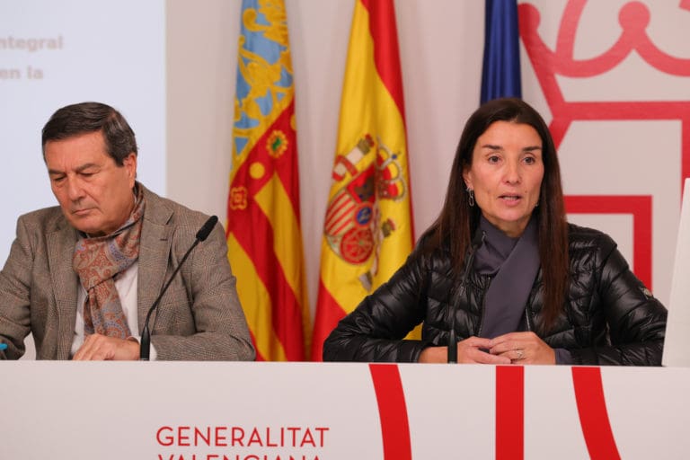 Merino pide a los Reyes Magos que la ministra Montero ‘haga su trabajo’ y aborde la reforma de la financiación