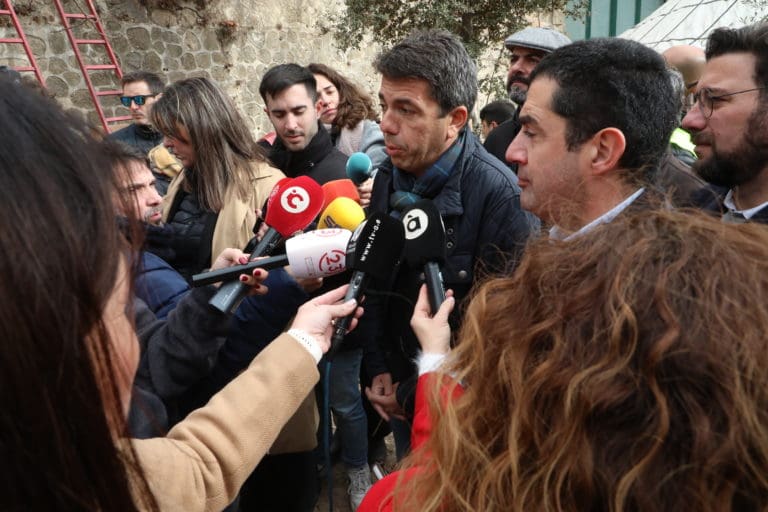 Mazón hace un llamamiento a la ciudadanía para vacunarse frente a la gripe y la Covid-19