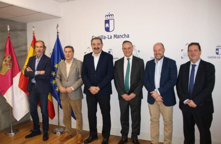 La Comunitat y Castilla-La Mancha introducirán mejoras en el convenio de prestación sanitaria en zonas limítrofes
