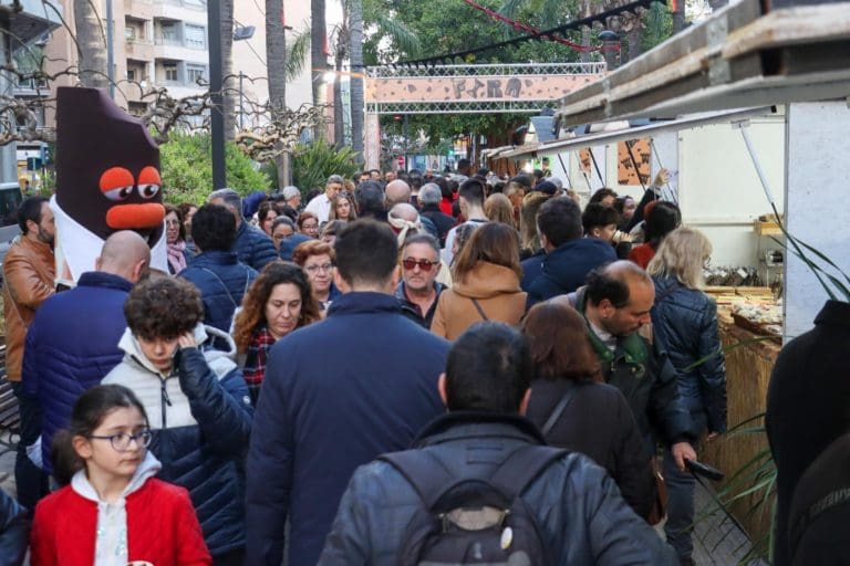 La primera gran Feria del Chocolate de Torrent finaliza con un ‘éxito rotundo’