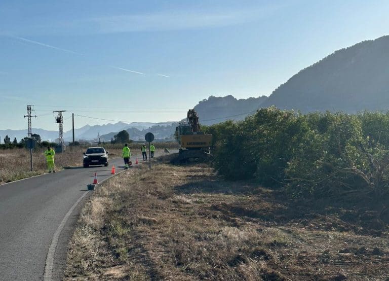 La Generalitat mejora la seguridad de la carretera CV-567 a su paso por Cerdà, Vallés y Xàtiva