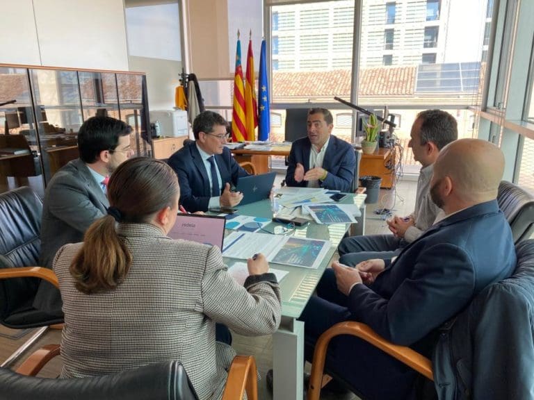 Generalitat y Red Eléctrica se coordinan para desarrollar proyectos de la red de transporte eléctrico