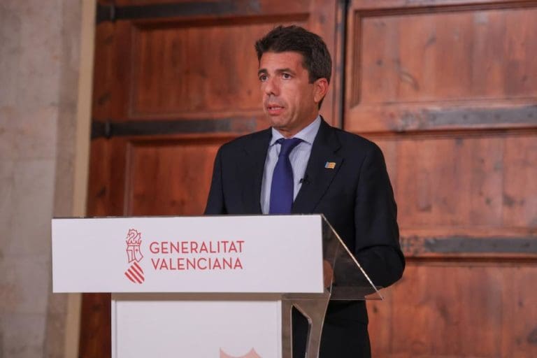 Mazón viajará mañana a Catalunya para ofrecer a los empresarios ‘las mejores condiciones para invertir en la Comunitat’