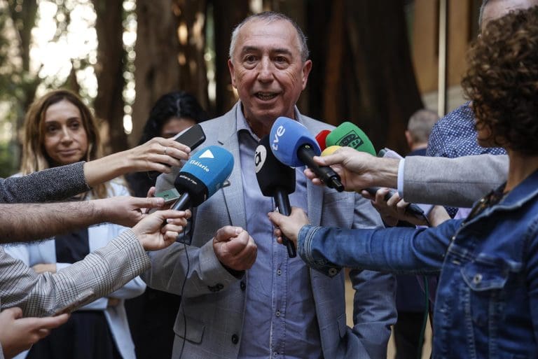 Compromís anuncia una ofensiva parlamentaria, judicial y ciudadana contra el ‘desaguisado’ de las cinco leyes de PP-Vox