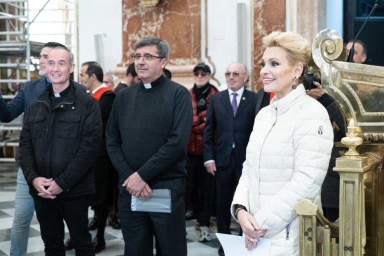 La cantata de Ainhoa Arteta para la Geperudeta, nominada a los premios de la Academia de la Música de España