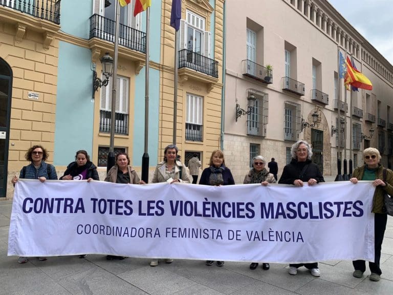 La Coordinadora Feminista alerta de la ‘deriva’ de Catalá al gobernar con Vox: ‘Consiente acciones antidemocráticas’