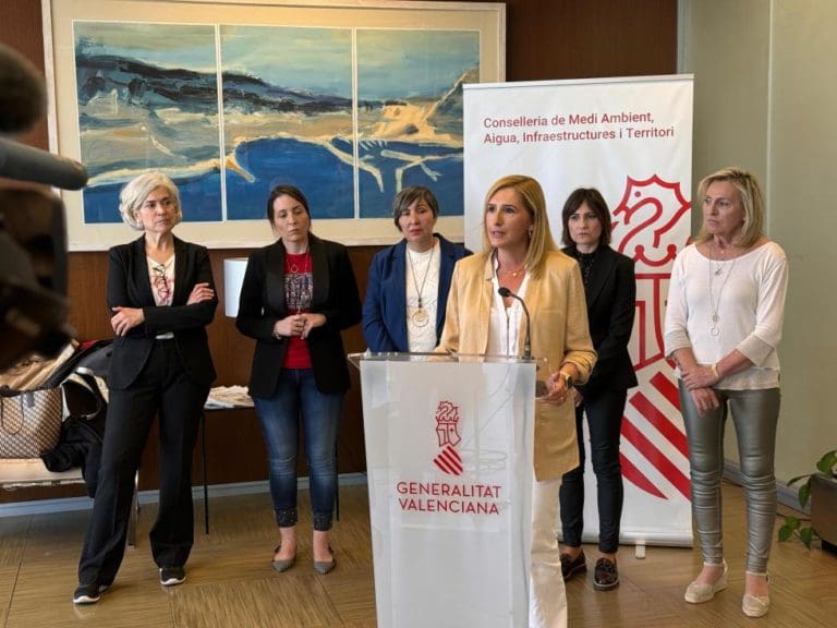 El Consell se ofrece a redactar el proyecto del soterramiento de las vías de Alfafar, Sedaví y Benetússer