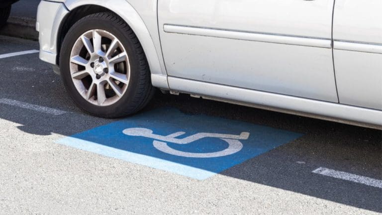 València contará con 2.000 nuevas plazas de aparcamiento sensorizadas para descarga y movilidad reducida