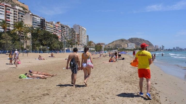 Prorrogan el plazo de ejecución de los planes de sostenibilidad turística de Benidorm y de Gandia para impulsar sus actuaciones