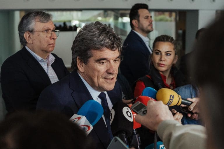 Escrivà pide el apoyo económico de la Generalitat para posicionar ‘adecuadamente’ a la Comunitat en nuevas tecnologías