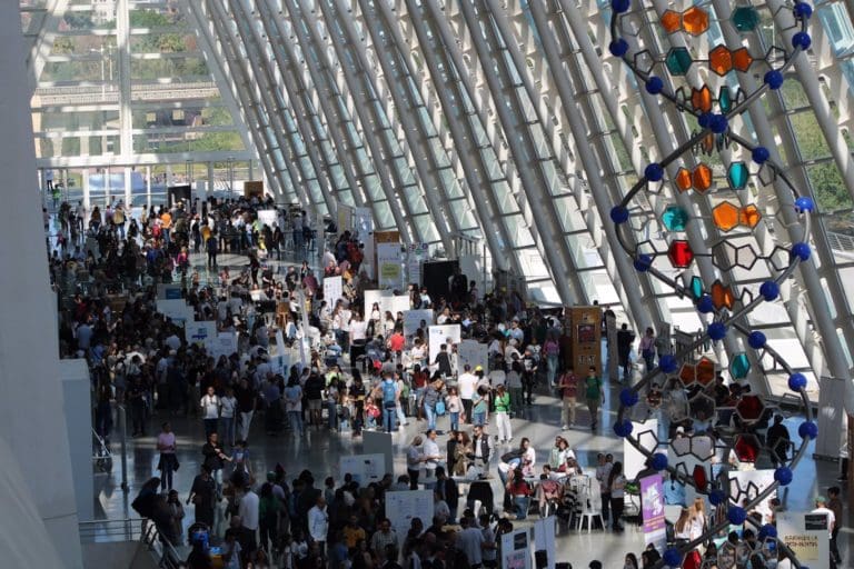 La Generalitat destina tres millones de euros para el fomento de actividades de interés sociocultural y económico