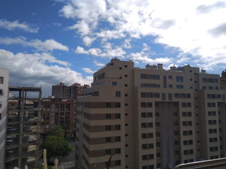 La firma de hipotecas en Comunitat mejora, pero sigue en tasas negativas con una caída del 0,82% en febrero