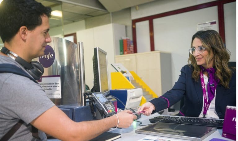 La CEV pide evitar la ‘incertidumbre política y regulatoria y el aumento de los costes laborales’