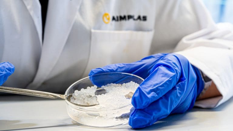 Ivace+i apoya el desarrollo y uso de probióticos ambientales para reducir el uso de fertilizantes químicos en el campo