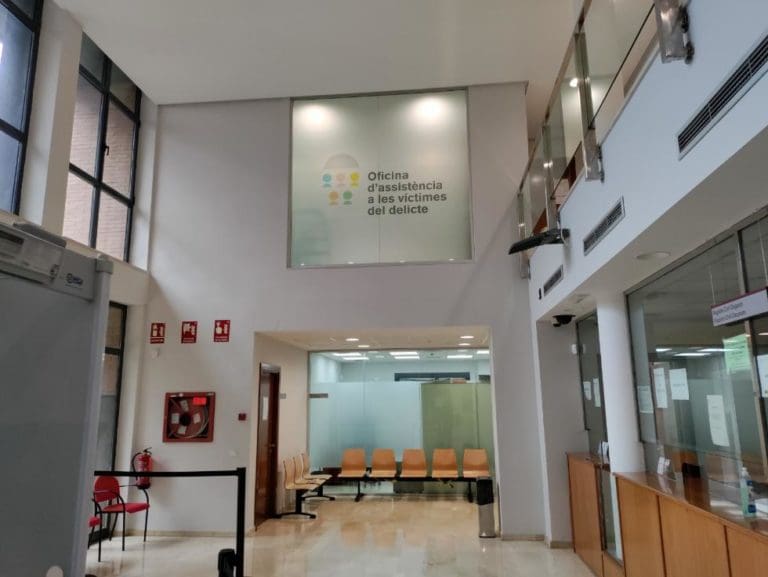 Las oficinas de asistencia a víctimas incluirán delitos como laborales, por motivos religiosos, bullying o trata