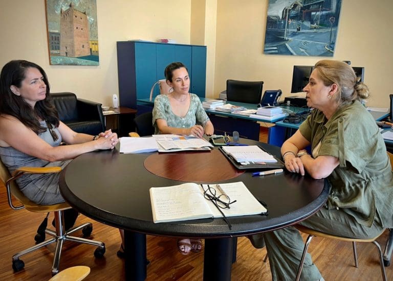 Torrent y AFAV se unen para dar un hogar a niños sin familia