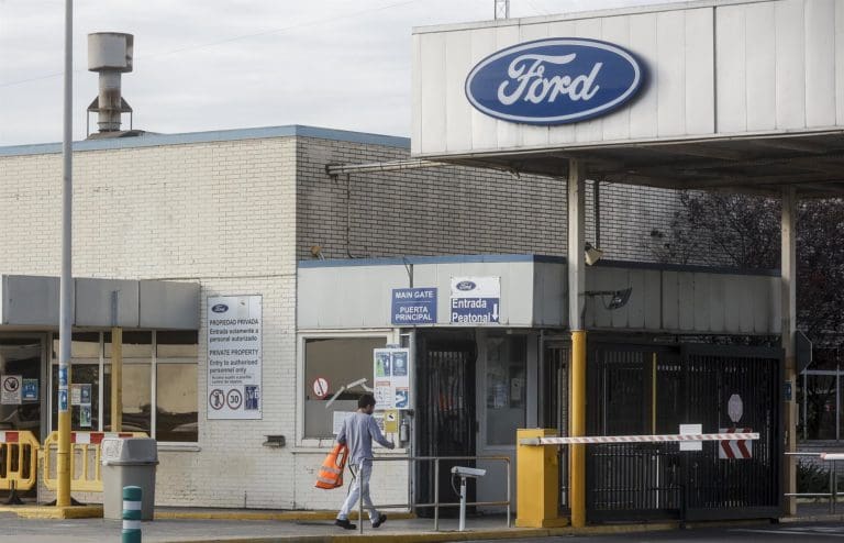 Ford convoca este miércoles a los sindicatos para negociar el nuevo ERE en la fábrica de Almussafes