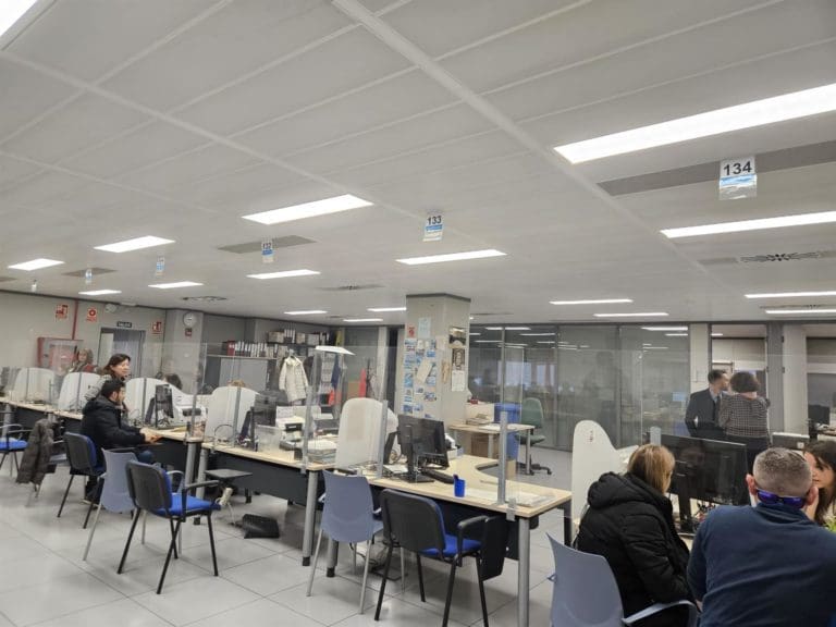 La Generalitat implanta un nuevo sistema de cita previa y gestión decolas en los registros civiles