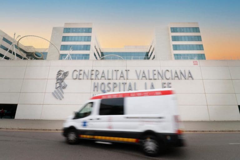 El Hospital La Fe ocupa el noveno puesto de los 25 hospitales de referencia en España según Forbes