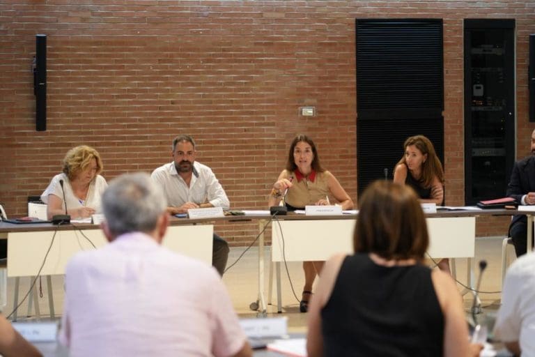 La Generalitat concede un millón de euros a asociaciones que fomentan la igualdad entre mujeres y hombres en la Comunitat Valenciana
