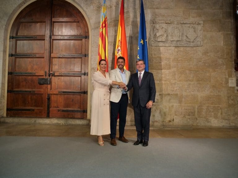 Edwards Lifesciences construirá en Moncada una planta de fabricación cardiovascular que creará 1.200 empleos