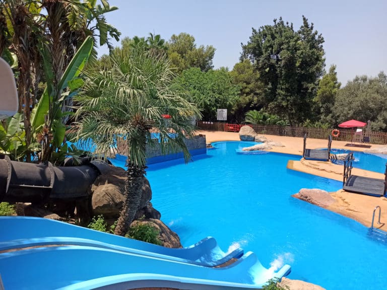 La piscina Parc Vedat de Torrent aplaza su apertura por problemas técnicos