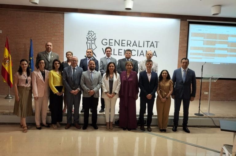 La Comunitat invertirá más de 5 millones de fondos europeos para que las universidades públicas se acerquen a la empresa