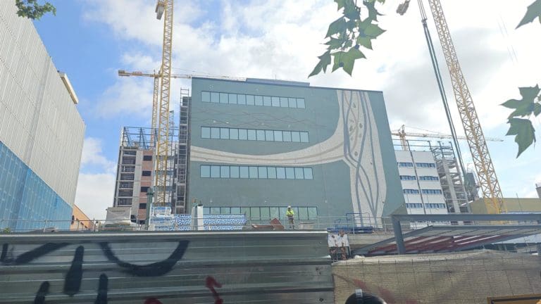 Hospital Clínico destina 4,6 millones de euros para mobiliario de consultas externas y equipamiento de electromedicina